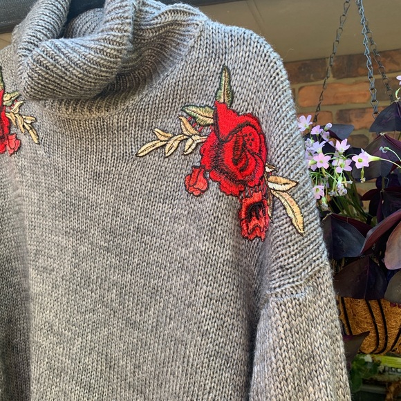 Dotti winter sweater floral embroidered crop jumper - Picture 4 of 8